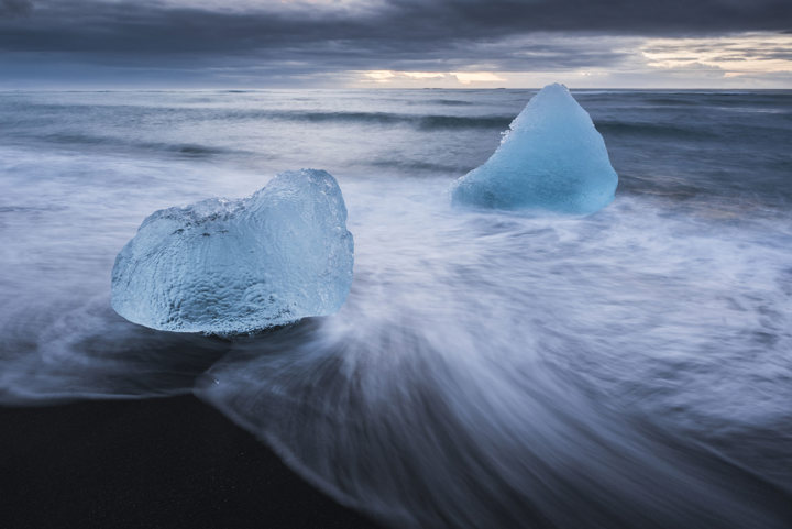 Icebergs At Sunrise 1111454 (1)