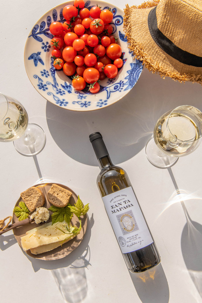 Wine tasting platters in Syros photo