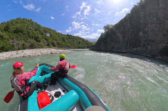 VID 20250522 105842 00 025 2025 07 03 11 15 45 Screenshot Rafting Arachthos Tzoumerka Site Gallery