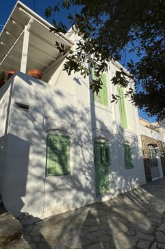 IMG 1949 Naxos Hike Pente Xoria