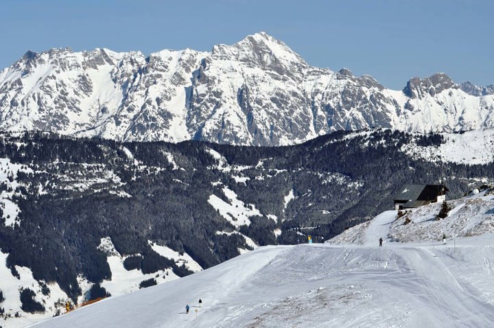 Ski Piste And Slopes In The Ski Resort Of Zell Am See Austria Original 3061648