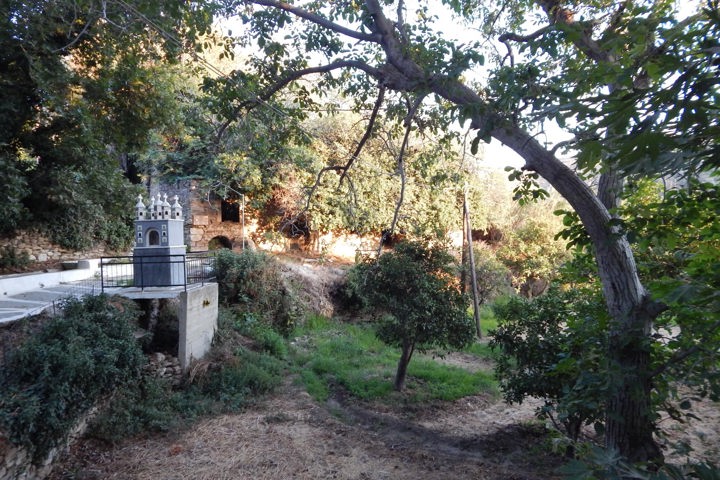 DSCN2773 Picturesque Naxos Hike Sitegallery 28