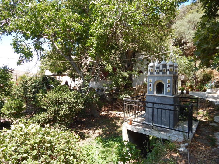 DSCN3311 Naxos Hike Pente Xoria