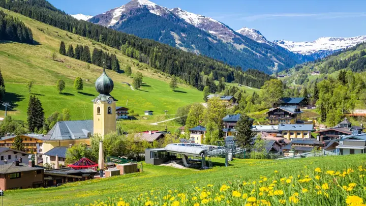 Saalbach Austria W1200