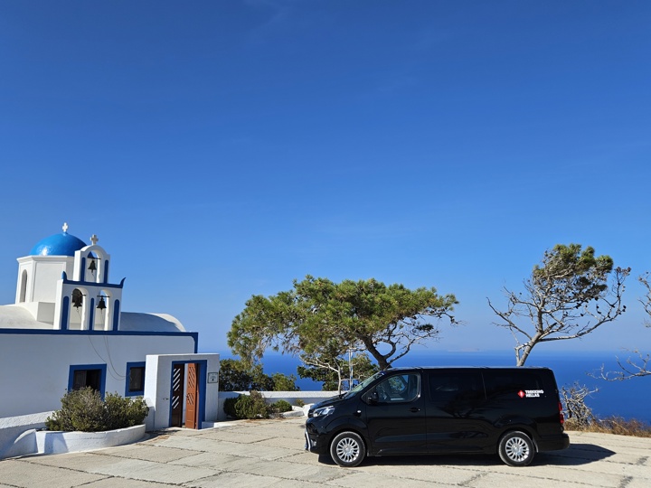 Santorini Highlights Full Day Private Van Tour