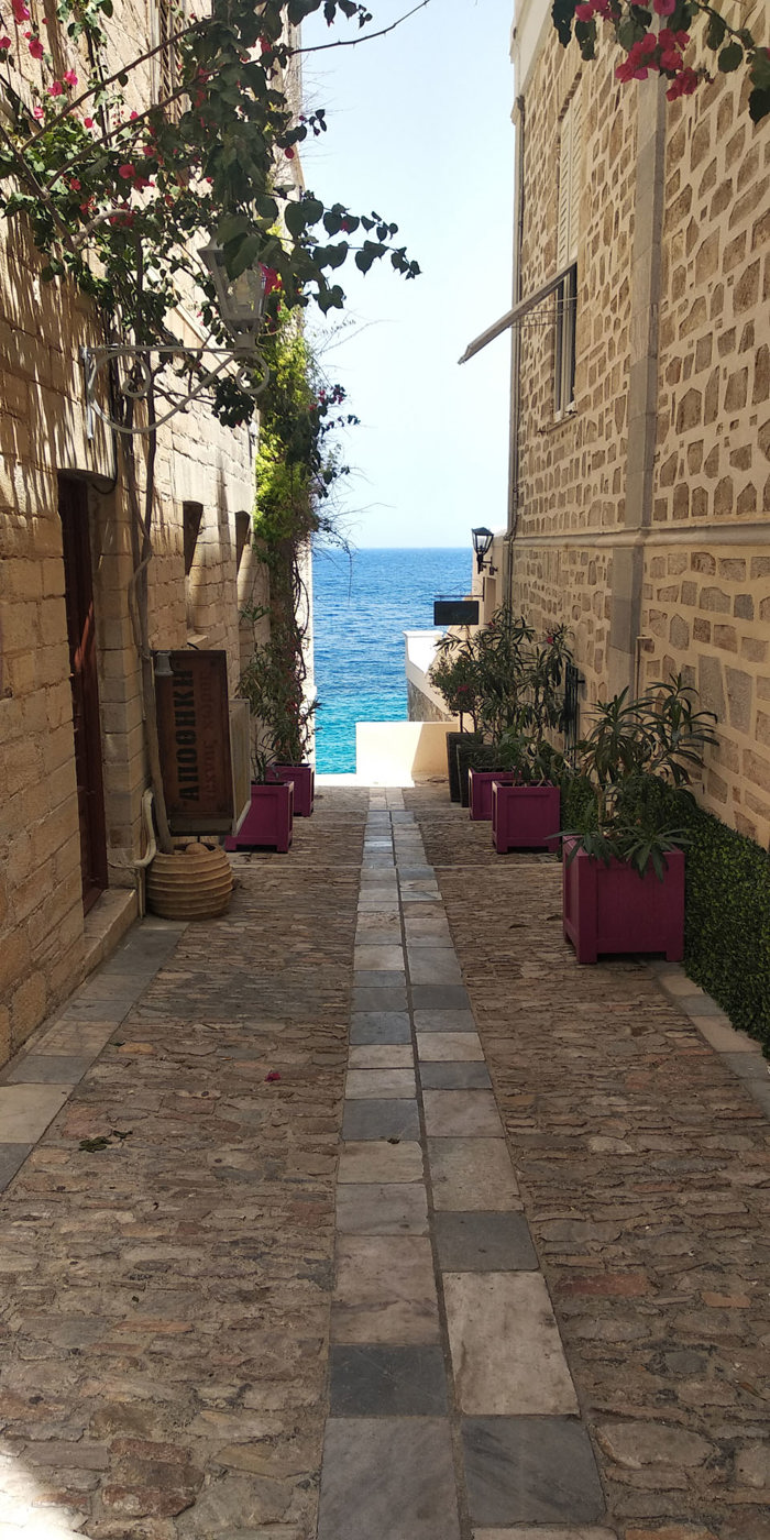 Walking food tour Ermoupoli photo